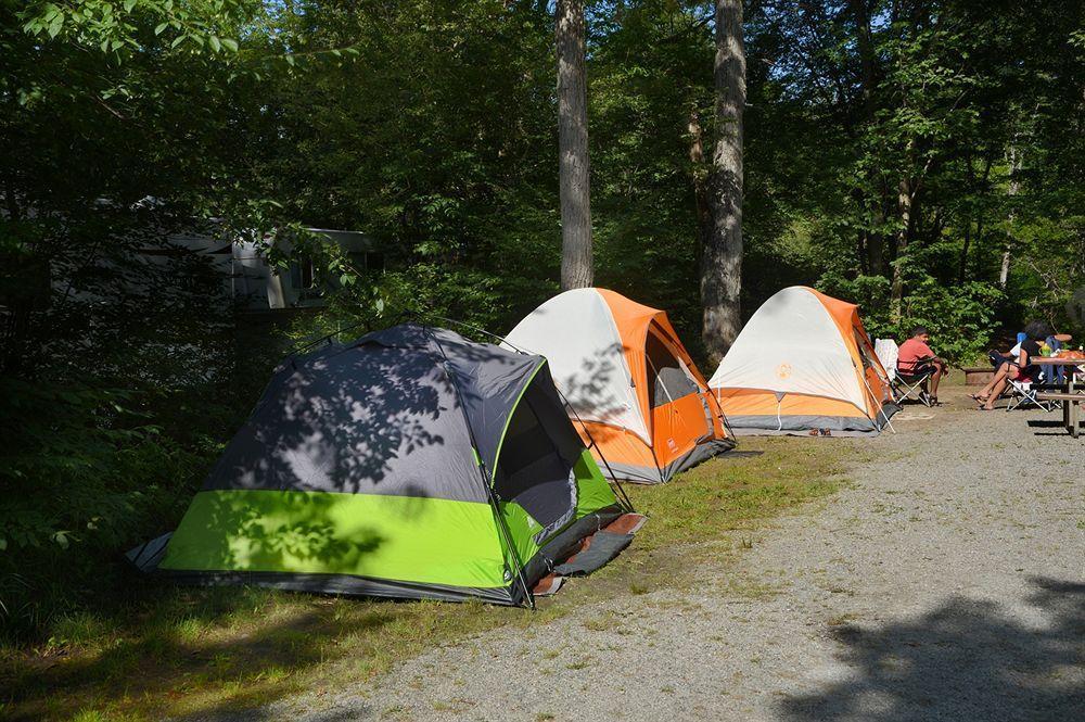 Lake George Escape - Campground Warrensburg Exteriör bild