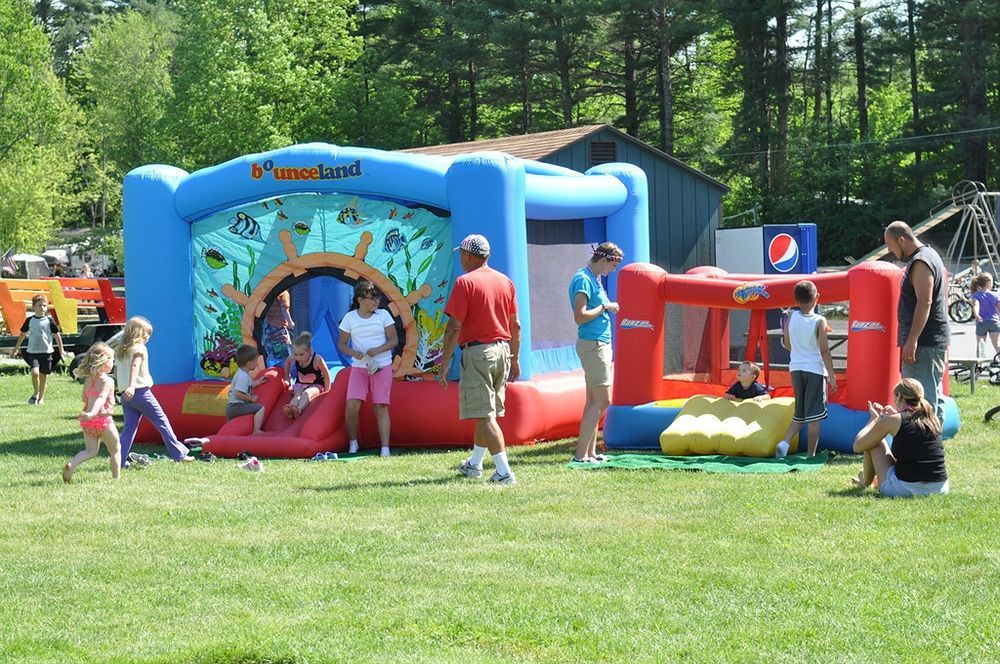 Lake George Escape - Campground Warrensburg Exteriör bild