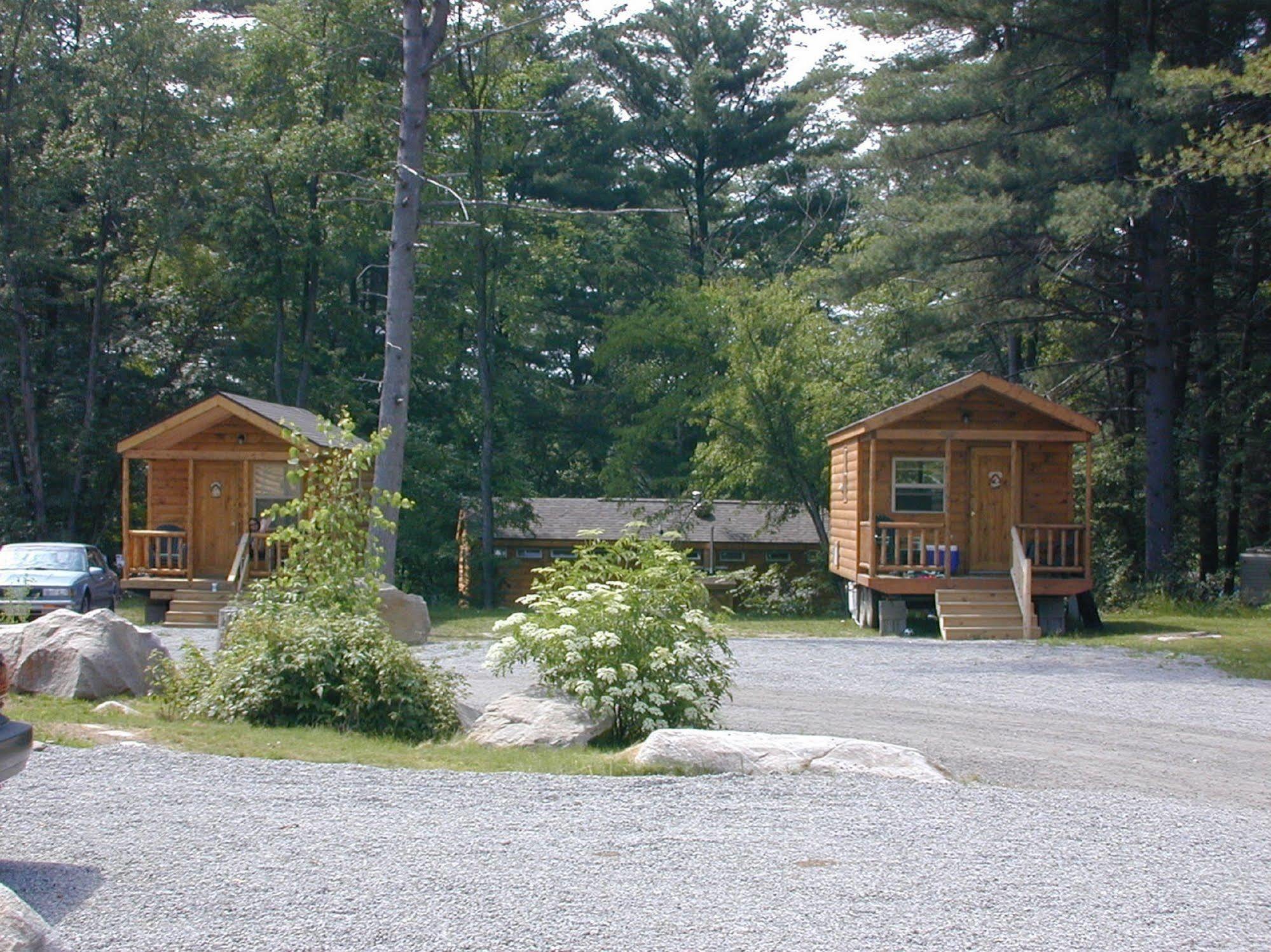 Lake George Escape - Campground Warrensburg Exteriör bild