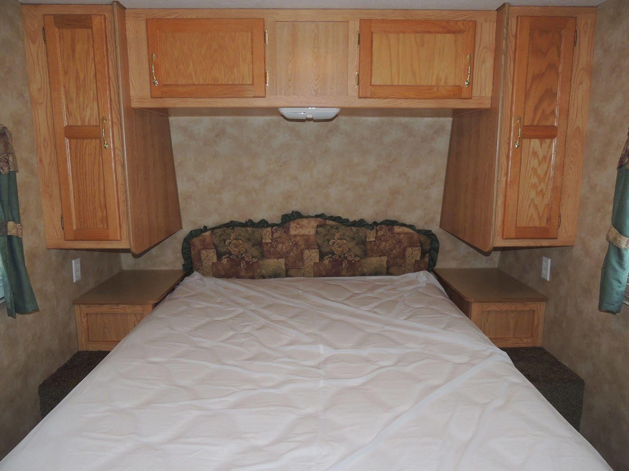 Lake George Escape - Campground Warrensburg Exteriör bild